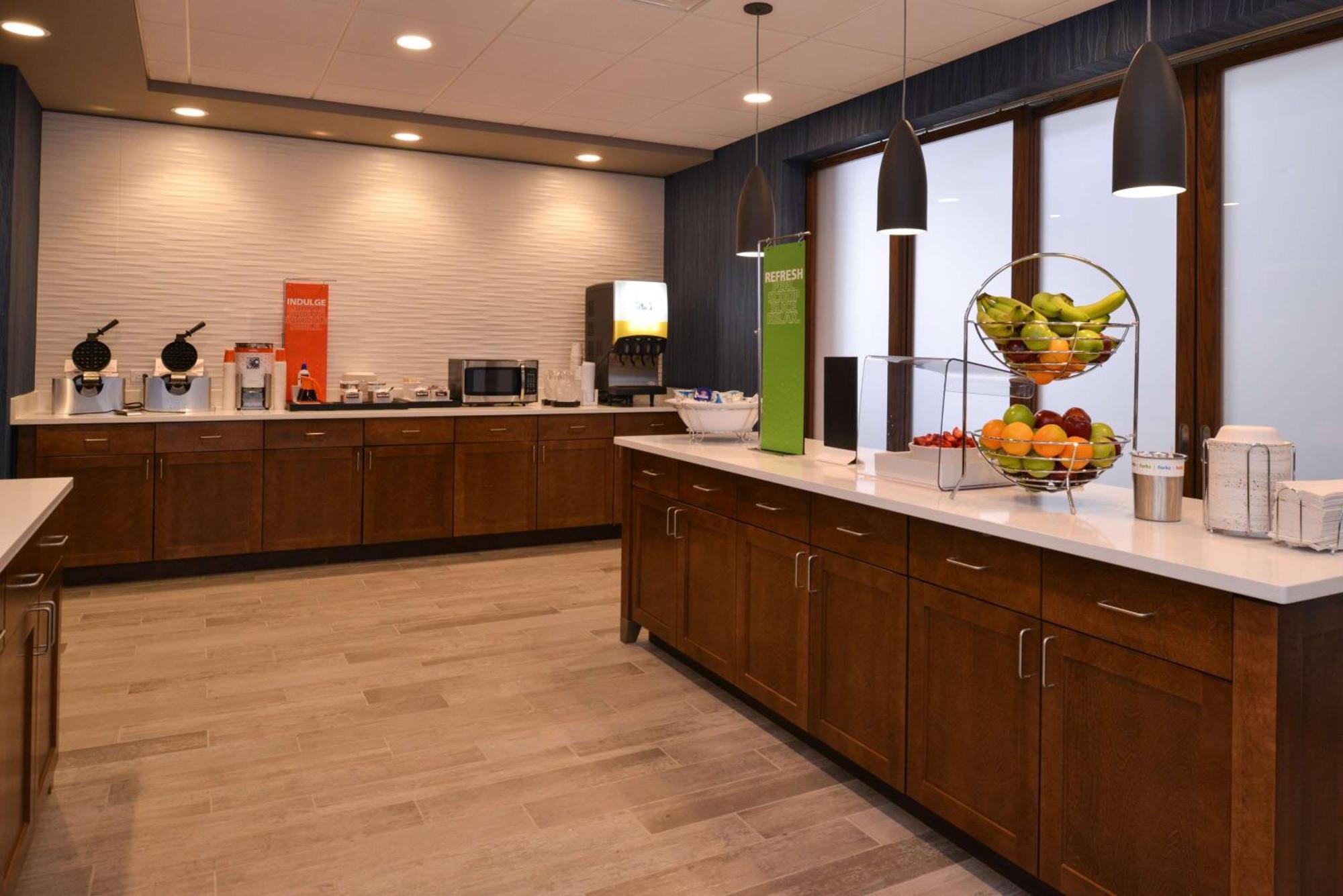 Hampton Inn & Suites Cincinnati-Mason, Ohio Экстерьер фото